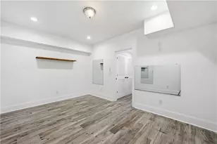 7611 Regency Cir, Sandy Springs, GA 30350 - Photo 76