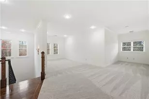 7611 Regency Cir, Sandy Springs, GA 30350 - Photo 46