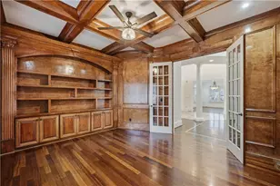 7611 Regency Cir, Sandy Springs, GA 30350 - Photo 20