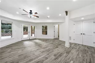 7611 Regency Cir, Sandy Springs, GA 30350 - Photo 68