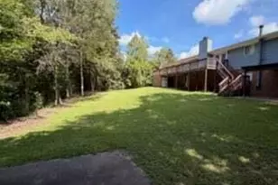 323 Forest Hill Dr, Warner Robins, GA 31088 - Photo 6