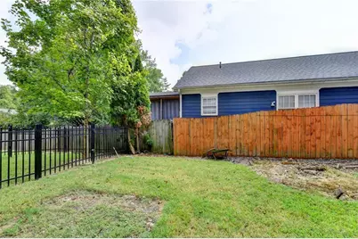 2017 Ocean Drive NW, Atlanta, GA 30318 - Photo 4