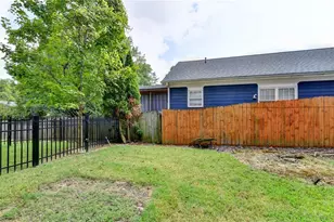 2017 Ocean Dr NW, Atlanta, GA 30318 - Photo 4