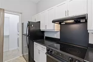 3334 Peachtree Rd NE, Atlanta, GA 30326 - Photo 12