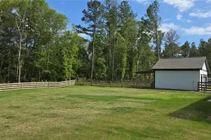 2321 Margaux Ct, Monroe, GA 30656 - Photo 2