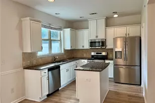 3102 Brockenhurst Dr, Buford, GA 30519 - Photo 4