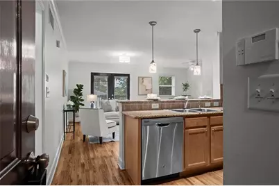 48 Peachtree Avenue NE #429, Atlanta, GA 30305 - Photo 2