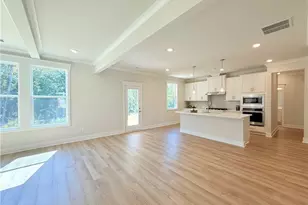 5523 Tullis Dr, Gainesville, GA 30507 - Photo 10