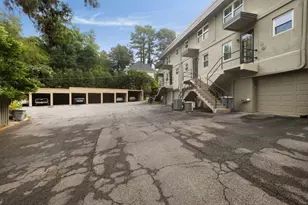 4060 Haverhill Dr, Atlanta, GA 30342 - Photo 22