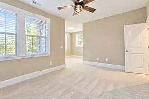1192 Holly Ave, Dunwoody, GA 30338 - Photo 10