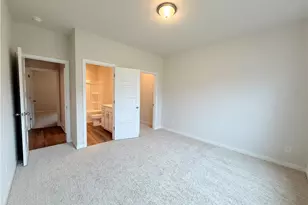 5531 Tullis Dr, Gainesville, GA 30507 - Photo 10