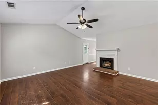 106 King's Ln, Braselton, GA 30517 - Photo 6