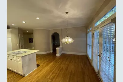 8550 Edwardton Drive, Roswell, GA 30076 - Photo 12