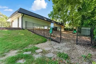235 Winding River Dr, Atlanta, GA 30350 - Photo 18