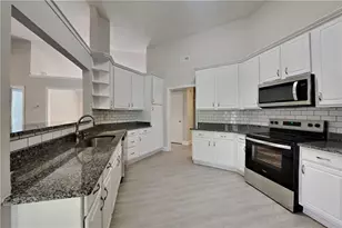 3998 Duncan Ives Dr, Buford, GA 30519 - Photo 6