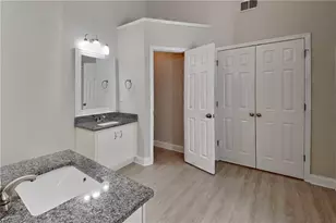 3998 Duncan Ives Dr, Buford, GA 30519 - Photo 10