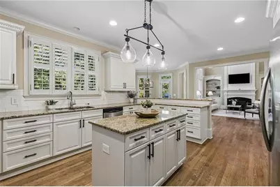 115 Amberly Place, Roswell, GA 30075 - Photo 2