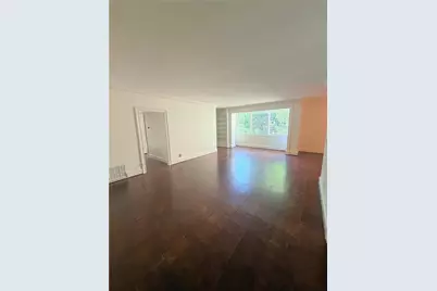 2632 Peachtree Road NW #404B, Atlanta, GA 30305 - Photo 6