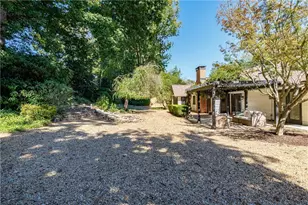 1185 Oakhaven Dr, Roswell, GA 30075 - Photo 6