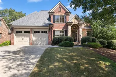 306 Vinings Walk, Gainesville, GA 30501 - Photo 2