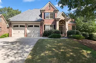 306 Vinings Walk, Gainesville, GA 30501 - Photo 2