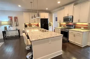 9015 Woodland Trail, Alpharetta, GA 30009 - Photo 4