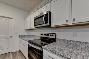 304 Coronado Dr, Locust Grove, GA 30248 - Photo 18