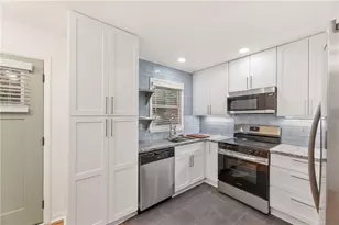 876 Bolton Pl NW, Atlanta, GA 30331 - Photo 10