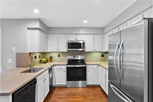 1055 Club Pl NE, Atlanta, GA 30319 - Photo 16
