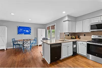 1055 Club Place NE, Atlanta, GA 30319 - Photo 14