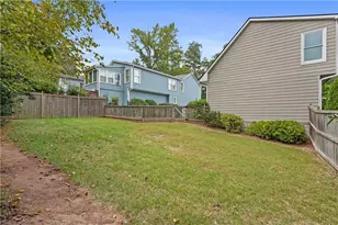 1055 Club Pl NE, Atlanta, GA 30319 - Photo 34