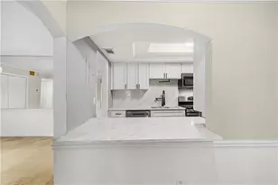 6851 Roswell Rd, Sandy Springs, GA 30328 - Photo 8