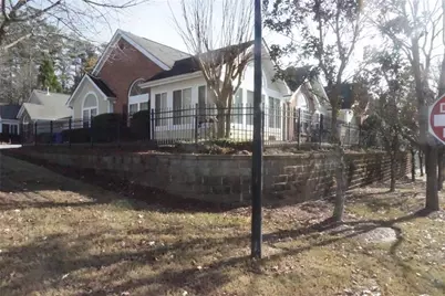 1802 Cascade Park Drive SW, Atlanta, GA 30331 - Photo 4