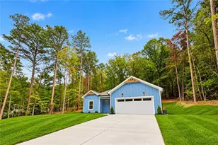 3925 Pine Tree Ln, Gainesville, GA 30501 - Photo 4