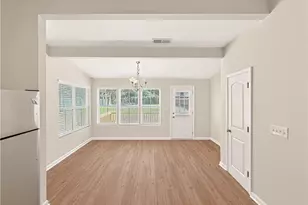 1735 Bolton Rd NW, Atlanta, GA 30318 - Photo 8