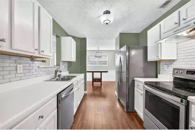 135 Ellistown Road, Jackson, GA 30233 - Photo 2