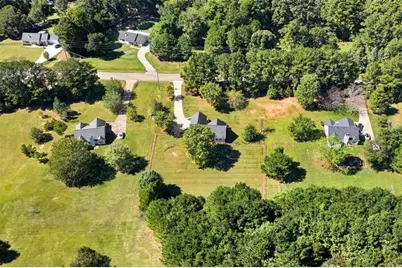 135 Ellistown Road, Jackson, GA 30233 - Photo 34