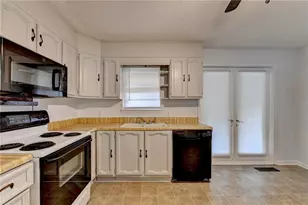 4921 Merlin Dr, Oakwood, GA 30566 - Photo 18