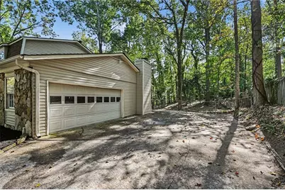 201 Hunting Creek Drive, Marietta, GA 30068 - Photo 30