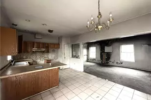 822 White St SW, Atlanta, GA 30310 - Photo 2