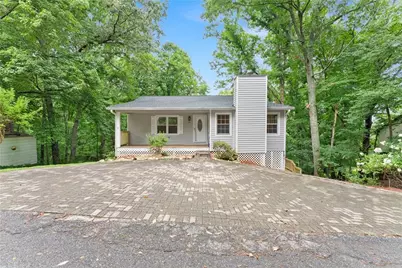 195 Golden Avenue, Dahlonega, GA 30533 - Photo 2