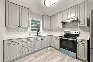 646 Bolton Rd NW, Atlanta, GA 30331 - Photo 2