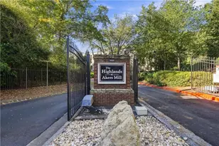 1418 Highland Bluff Dr S E, Atlanta, GA 30339 - Photo 40