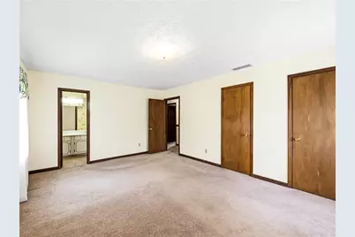 2405 Post Oak Tritt Road, Marietta, GA 30062 - Photo 20
