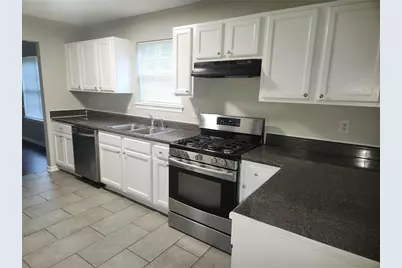 1535 Rogers Crossing Drive, Lithonia, GA 30058 - Photo 6