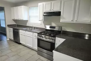 1535 Rogers Crossing Dr, Lithonia, GA 30058 - Photo 6