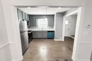 1044 Oaks Pkwy SE, Smyrna, GA 30082 - Photo 6