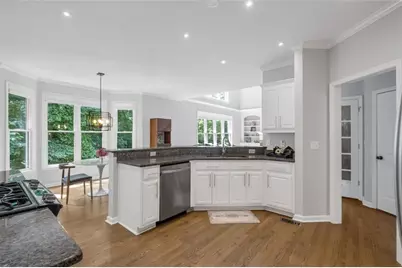 3060 Burlingame Drive, Roswell, GA 30075 - Photo 12