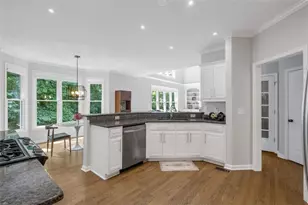 3060 Burlingame Dr, Roswell, GA 30075 - Photo 12