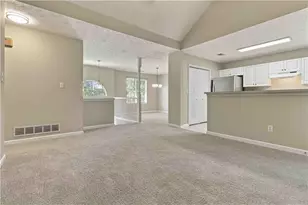 400 Camilla Cir SW, Mableton, GA 30126 - Photo 12